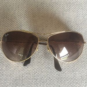 Women’s Ray Ban sunglasses